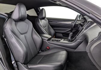 Подержанный автомобиль Infiniti Q60 Coupe 2020 года (24 фото)