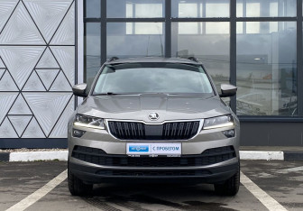 Подержанный автомобиль Skoda Karoq 2022 года (2 фото)