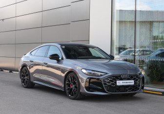Подержанный автомобиль Audi A5 Liftback 2025 года (3 фото)