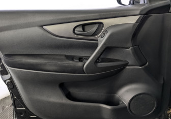 Подержанный автомобиль Nissan Qashqai 2018 года (19 фото)