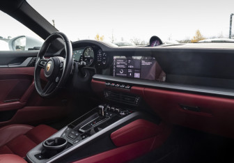 Подержанный автомобиль Porsche 911 Coupe 2020 года (17 фото)