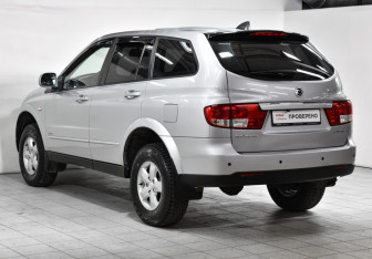 Подержанный автомобиль SsangYong Kyron 2014 года (7 фото)