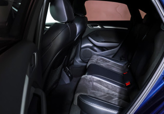 Подержанный автомобиль Audi A3 Sedan 2016 года (11 фото)