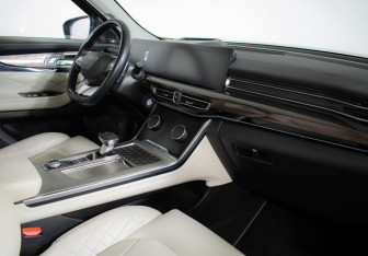 Подержанный автомобиль Exeed VX 2021 года (9 фото)