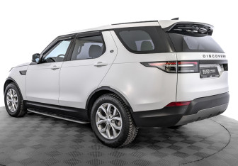 Подержанный автомобиль Land Rover Discovery 2018 года (7 фото)