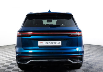 Подержанный автомобиль Geely Monjaro 2024 года (6 фото)