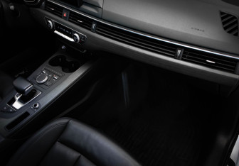 Подержанный автомобиль Audi A4 Sedan 2019 года (27 фото)