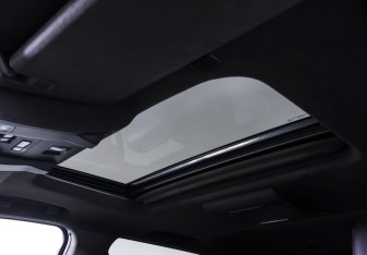 Подержанный автомобиль Cadillac Escalade Suv 2018 года (19 фото)