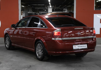 Подержанный автомобиль Opel Vectra Sedan 2006 года (7 фото)