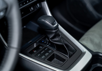 Новый Toyota RAV4 2025 (15 фото)