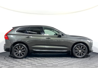 Подержанный автомобиль Volvo XC60 2019 года (4 фото)