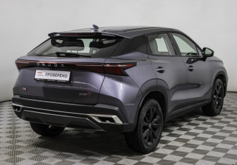 Подержанный автомобиль Omoda C5 2024 года (5 фото)