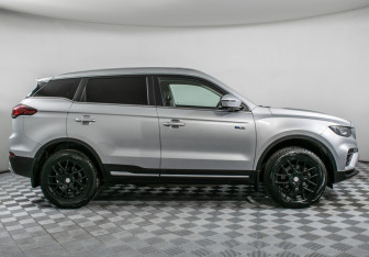 Подержанный автомобиль Geely Atlas Pro 2023 года (4 фото)