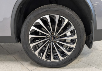 Подержанный автомобиль Exeed TXL 2023 года (12 фото)
