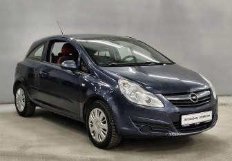 Подержанный автомобиль Opel Corsa 2007 года (3 фото)