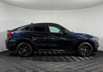 Подержанный автомобиль BMW X6 2016 года (6 фото)