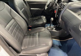 Подержанный автомобиль Renault Duster 2016 года (9 фото)