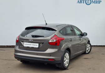 Подержанный автомобиль Ford Focus Hatchback 2011 года (5 фото)