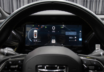 Подержанный автомобиль Geely Monjaro 2023 года (13 фото)