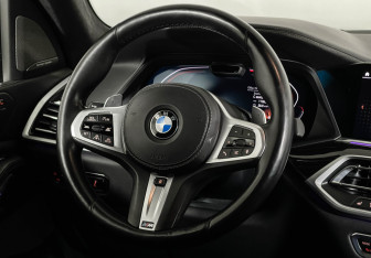 Подержанный автомобиль BMW X7 2020 года (14 фото)