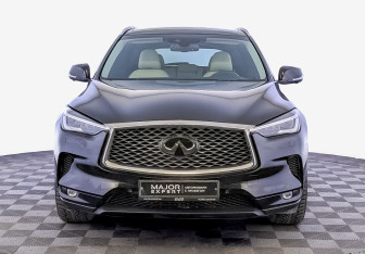 Подержанный автомобиль Infiniti QX50 2021 года (2 фото)