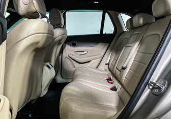 Подержанный автомобиль Mercedes-Benz GLC Coupe 2018 года (10 фото)