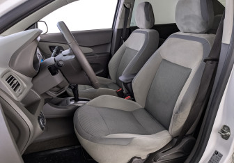 Подержанный автомобиль Ravon R4 2017 года (20 фото)