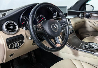 Подержанный автомобиль Mercedes-Benz GLC Coupe 2018 года (13 фото)