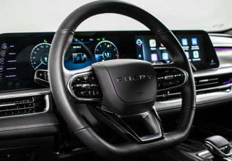 Подержанный автомобиль Chery Arrizo 8 2023 года (14 фото)