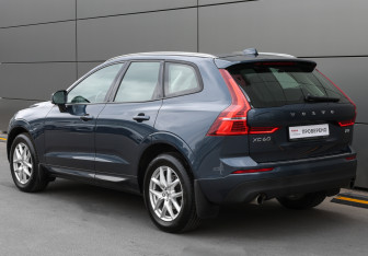 Подержанный автомобиль Volvo XC60 2021 года (6 фото)
