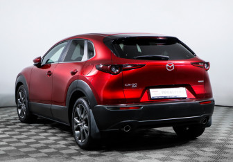 Подержанный автомобиль Mazda CX-30 2021 года (7 фото)