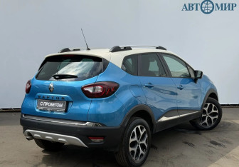 Подержанный автомобиль Renault Kaptur 2017 года (8 фото)