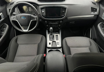 Подержанный автомобиль Geely Emgrand X7 2020 года (11 фото)
