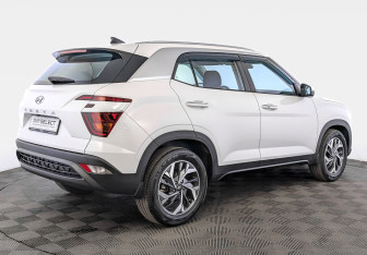 Подержанный автомобиль Hyundai Creta 2021 года (5 фото)