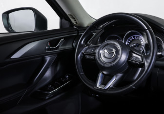 Подержанный автомобиль Mazda CX-9 2018 года (14 фото)