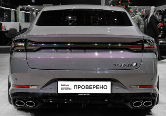 Подержанный автомобиль Geely Preface 2024 года (5 фото)