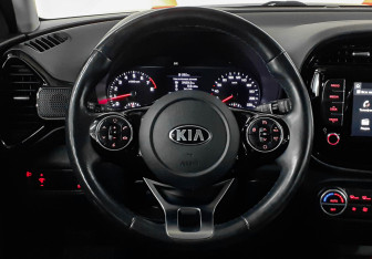 Подержанный автомобиль Kia Soul 2019 года (11 фото)