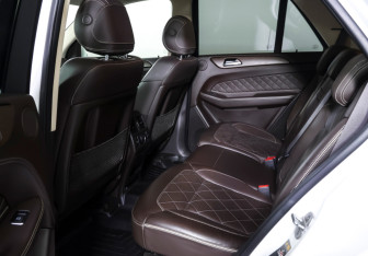 Подержанный автомобиль Mercedes-Benz GLE 2017 года (12 фото)