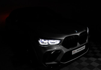 Подержанный автомобиль BMW X6 M 2021 года (24 фото)