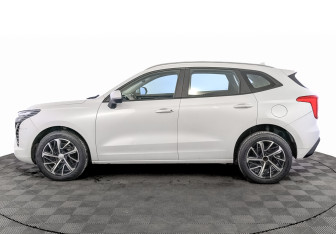 Подержанный автомобиль Haval Jolion 2022 года (8 фото)