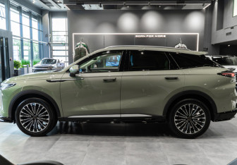 Новый Exeed RX 2025 (9 фото)