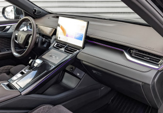 Подержанный автомобиль Wey 05 2023 года (11 фото)