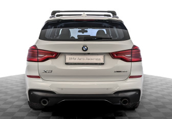Подержанный автомобиль BMW X3 2021 года (6 фото)