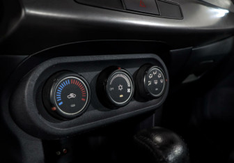 Подержанный автомобиль Mitsubishi Lancer Sedan 2014 года (10 фото)