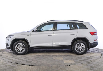 Подержанный автомобиль Skoda Kodiaq 2021 года (8 фото)