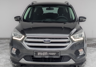 Подержанный автомобиль Ford Kuga 2018 года (2 фото)