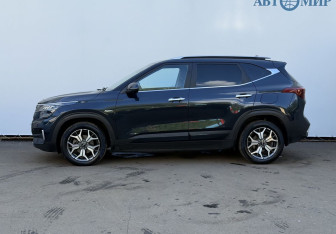 Подержанный автомобиль Kia Seltos 2021 года (8 фото)