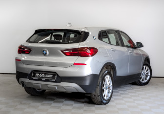 Подержанный автомобиль BMW X2 2020 года (5 фото)