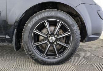 Подержанный автомобиль Hyundai Getz 2010 года (12 фото)