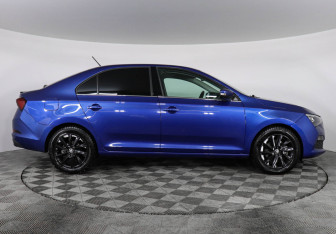 Подержанный автомобиль Skoda Rapid Liftback 2021 года (4 фото)